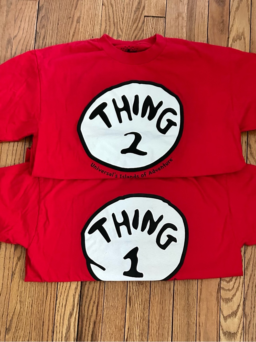 Unisex Large Red 'Thing 1' and 'Thing 2' Short Sleeve Graphic Tees